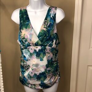Halogen Watercolor Print V-Neck Sleeveless Tank - Green & Pink